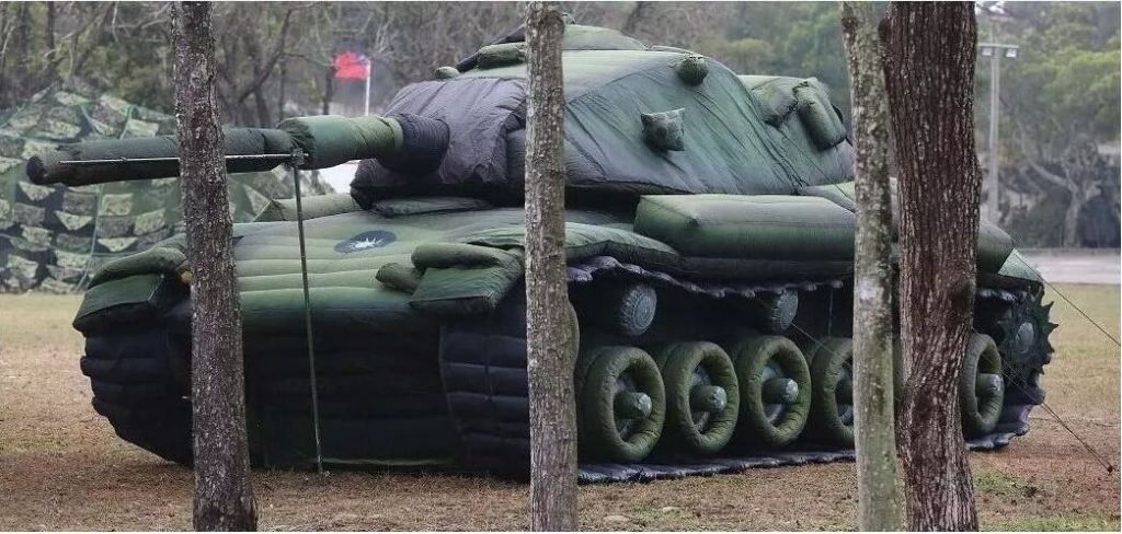 鲁甸军用充气坦克
